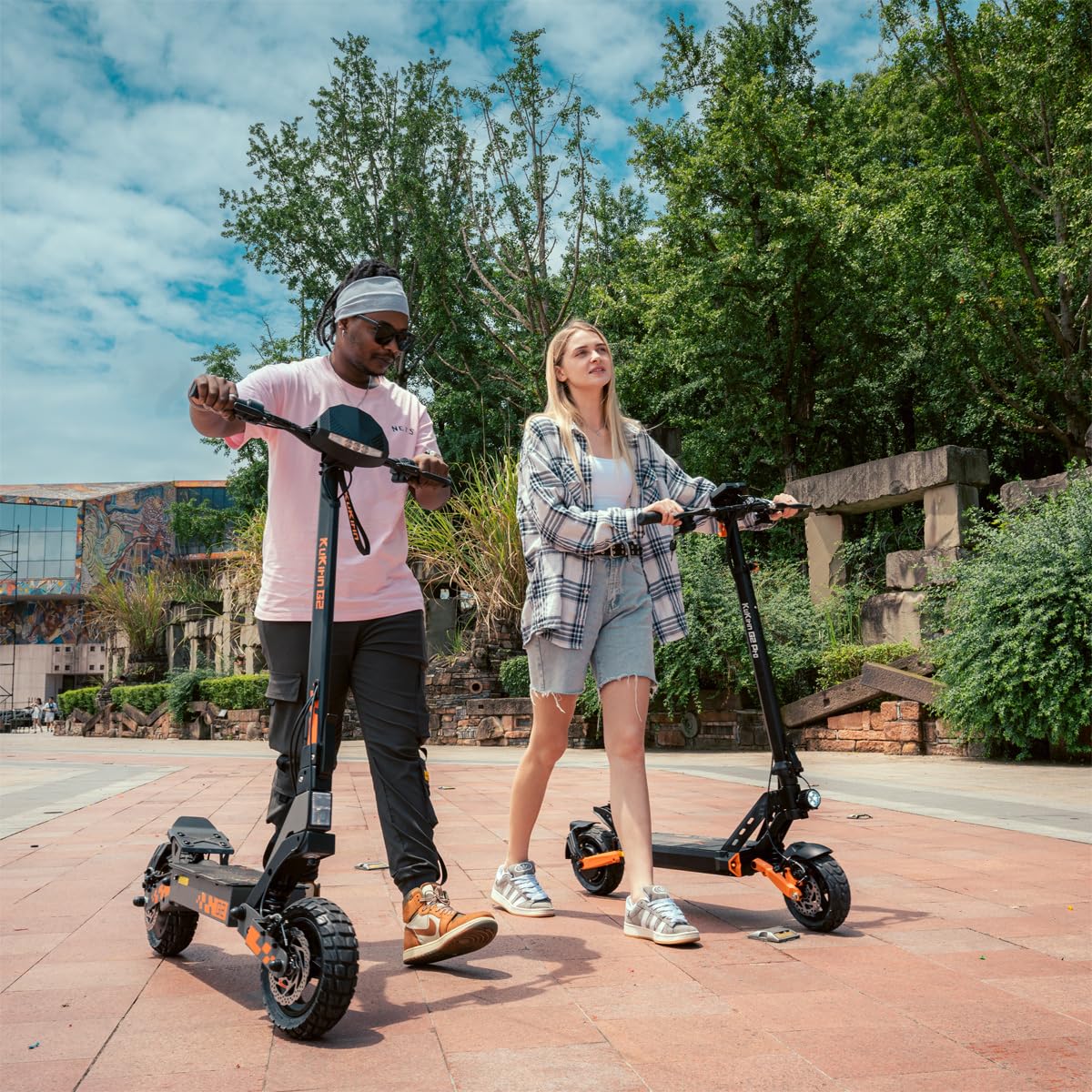 KuKirin Trotinette Électrique 48V 15.6Ah – 55km Autonomie Pliable Tout-Terrain avec Double Amortissement, Plateau Anti-Dérapant & LEDs