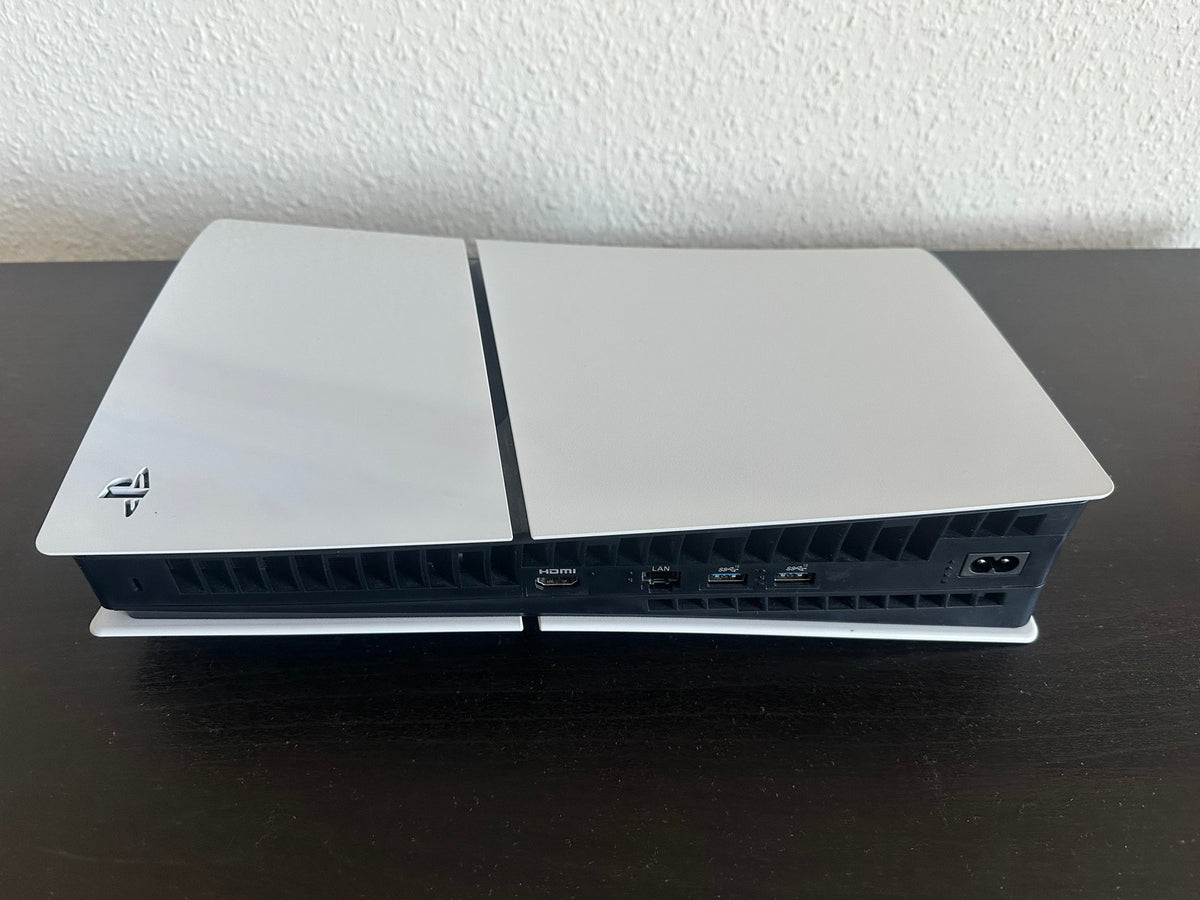 Pack Sony PlayStation®5 Digital Edition (Slim) 825 Go – Inclus 2 Manettes DualSense® (Blanche & Rouge)