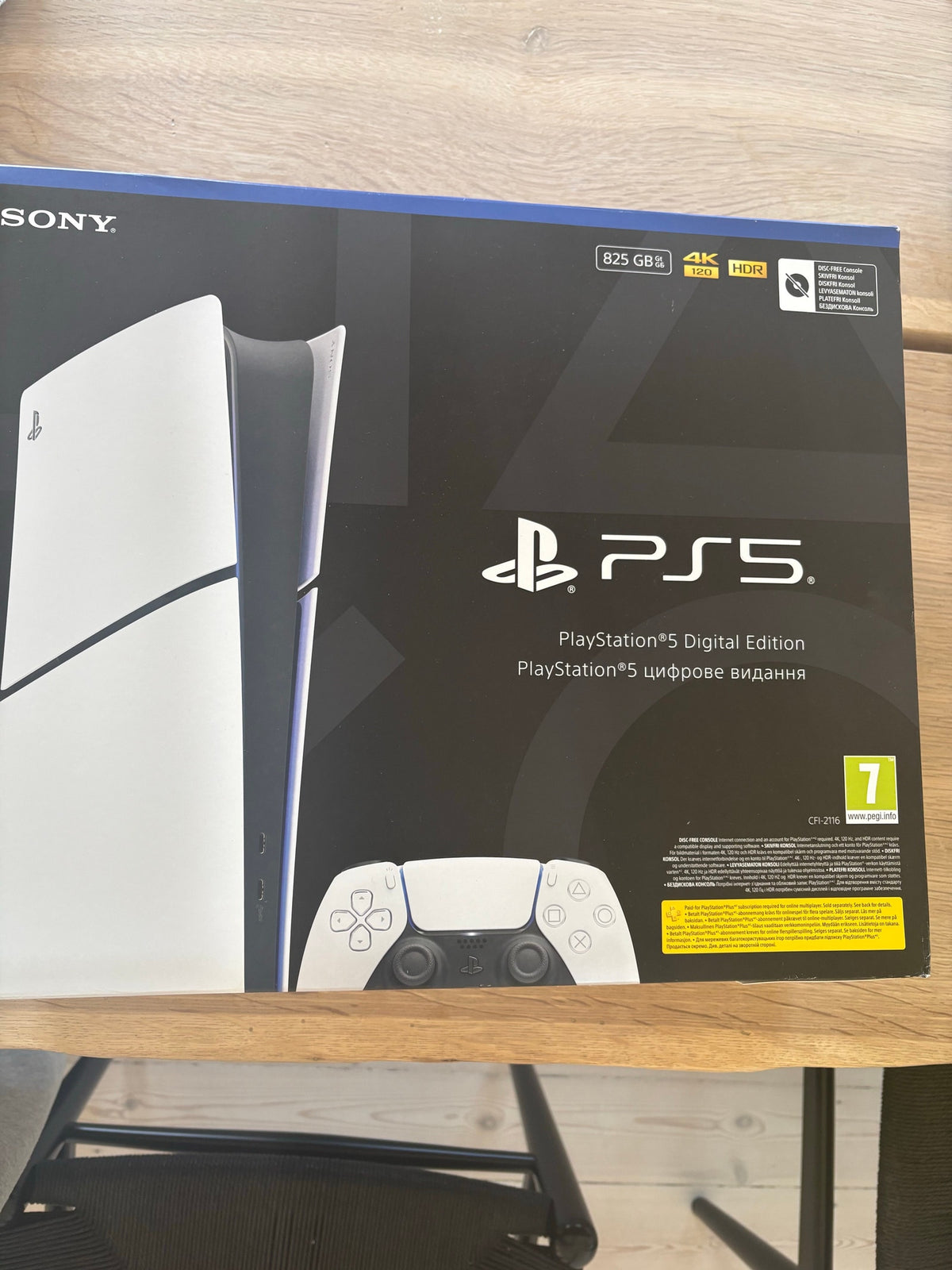Pack Sony PlayStation 5 Digital Edition (825 Go) + Lecteur de disque + Manette DualSense + 3 Jeux PS5