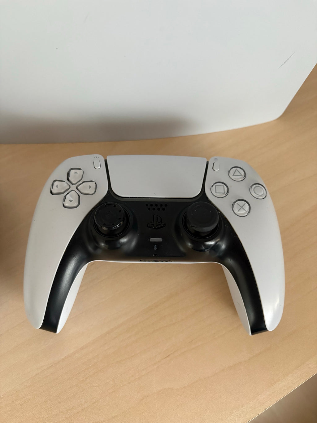 Pack PlayStation 5 Édition Digitale (Occasion) + 2 Manettes DualSense - Livraison Gratuite