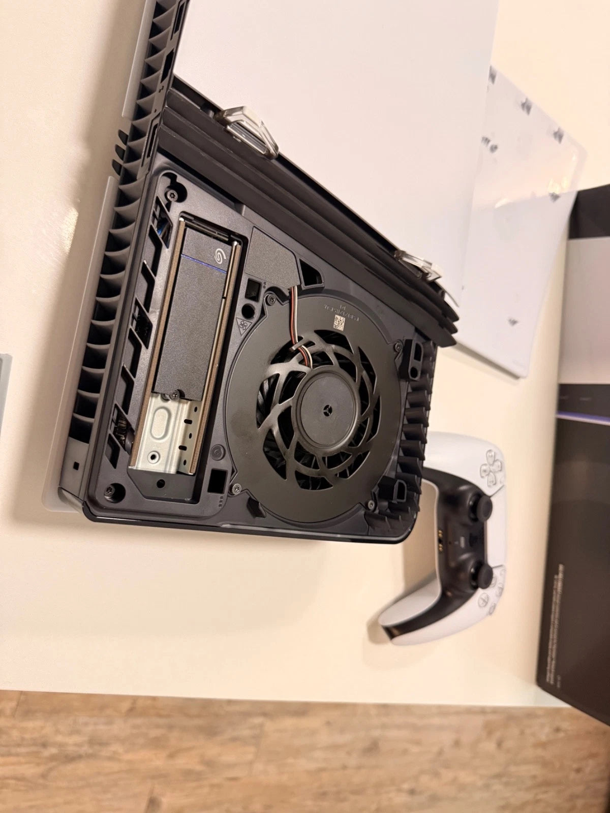Console Sony PlayStation 5 Pro – Édition Digitale + SSD M.2 Seagate Game Drive 2 To