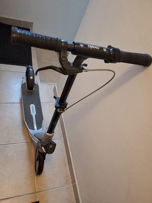 Trottinette Pliable Oxelo Town en Aluminium – Frein au Guidon