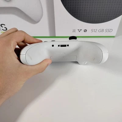 Xbox Series S 512 Go – Pack Prêt à Jouer (2 Manettes Incluses)