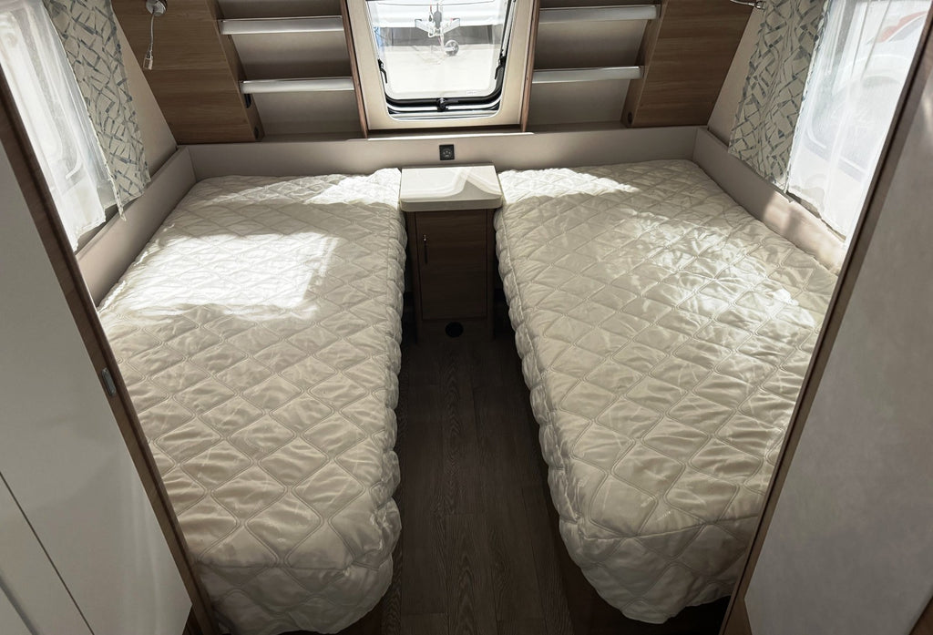 ESPLÉNDIDA CARAVANA HOBBY 515 UHL LUXURY (MODELO 2019)