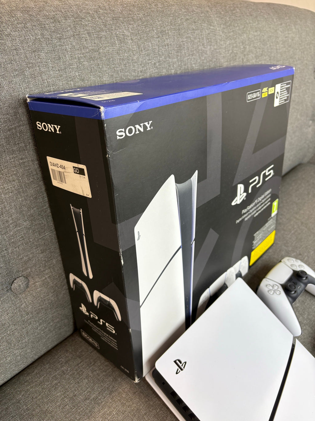 PlayStation 5 Slim Digital Edition - Avec 2 Manettes DualSense - Très Bon État