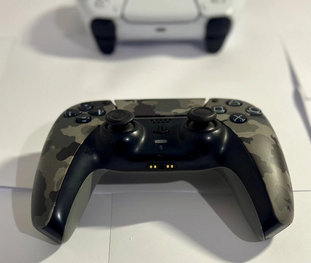 Pack PlayStation 5 Standard + 2 Manettes DualSense + SSD Lexar 2 To + 5 Jeux