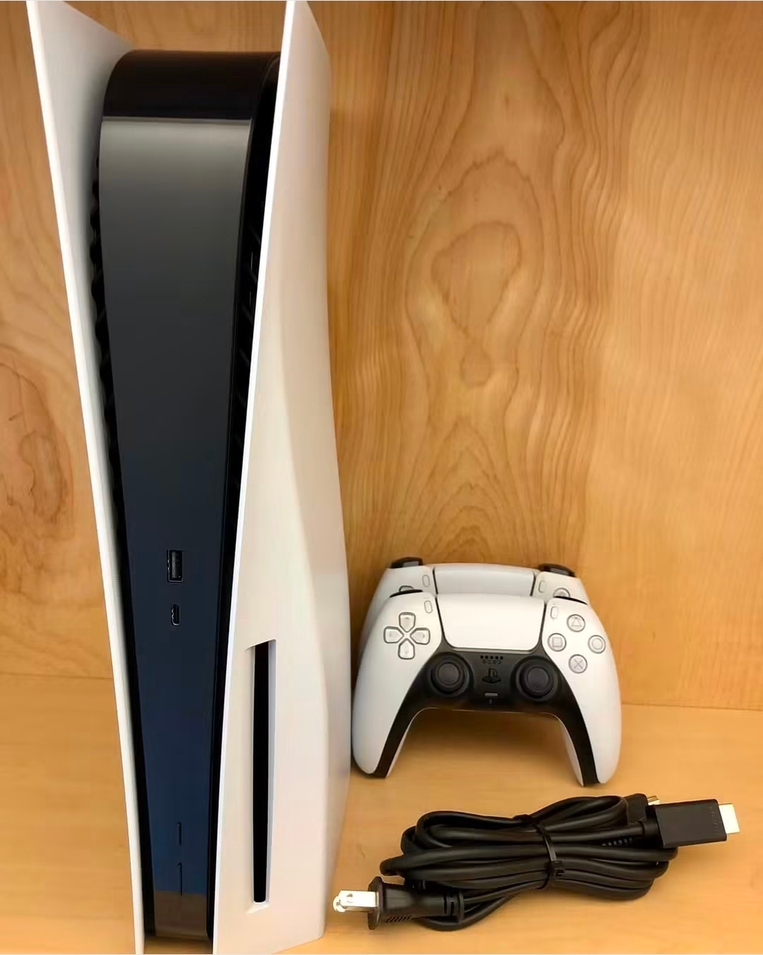 Sony PlayStation 5 Disc Edition – Pack Console + 2 Manettes DualSense