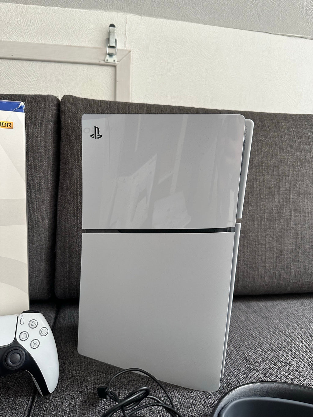 Pack PlayStation 5 Slim (Édition Lecteur de Disque) – 2 Manettes DualSense + Casque Sans Fil + Jeu EA Sports FC 24