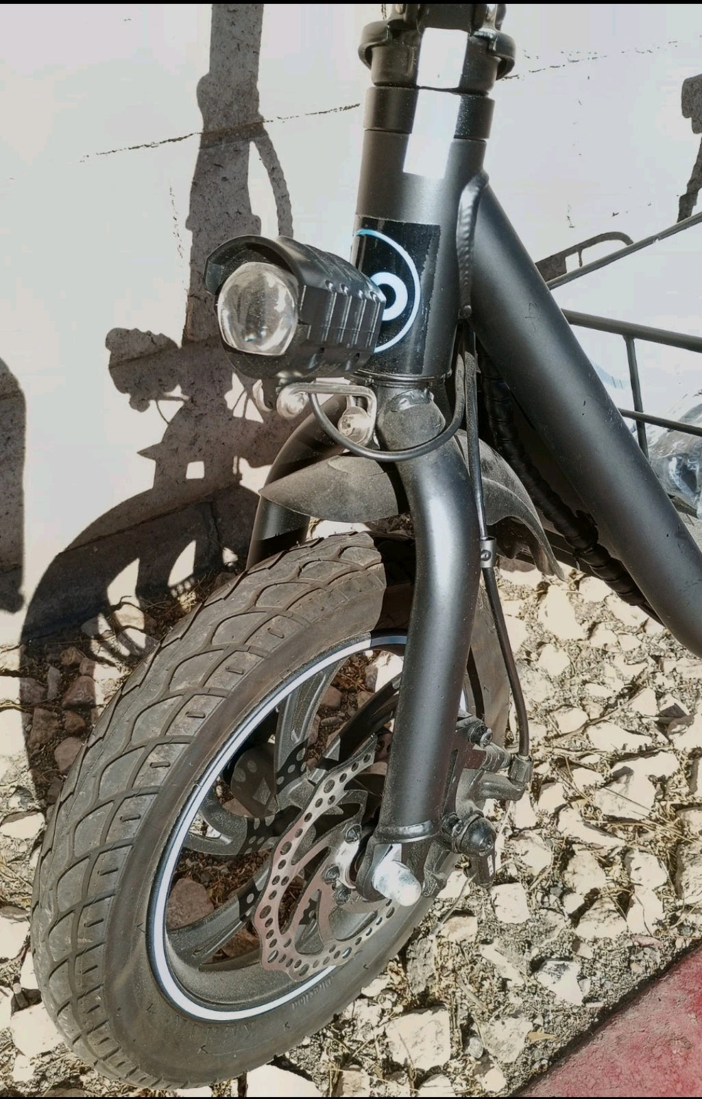 Trottinette Électrique Confort avec Siège & Panier – Seconde Main Certifiée