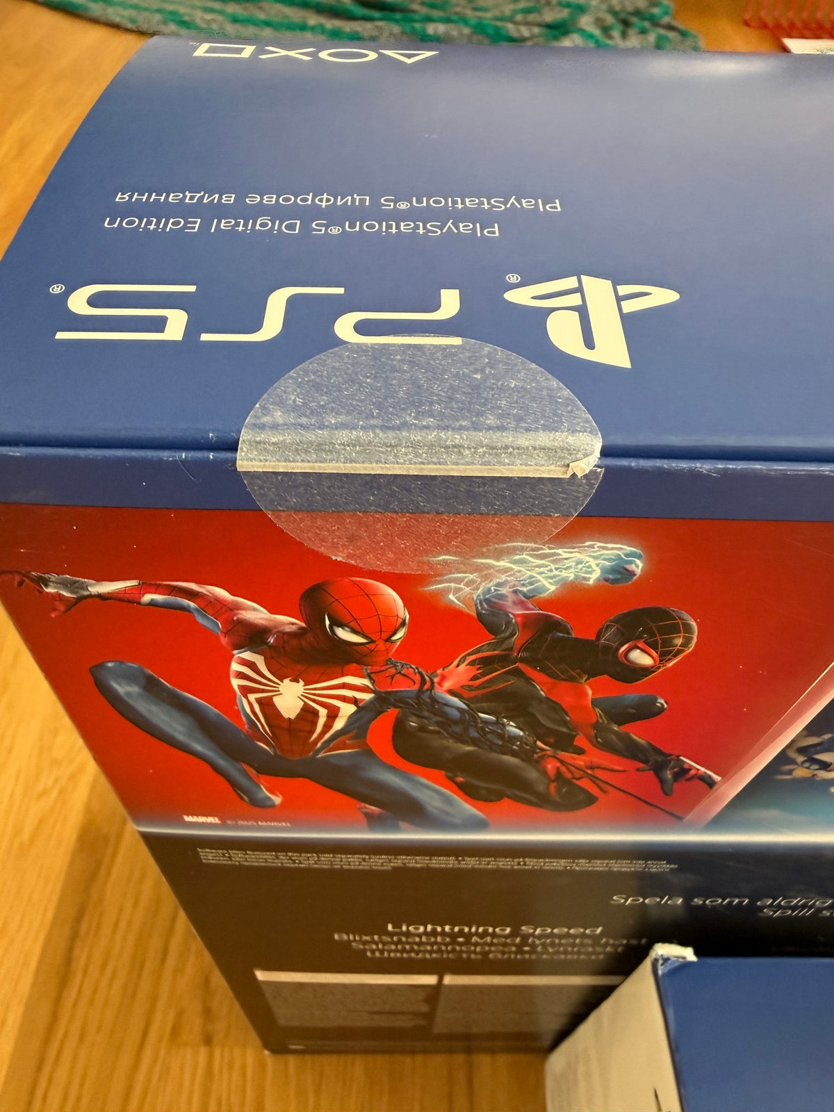 Sony PlayStation 5 Digital Edition (Slim) - 825 Go - Neuf Sous Scellé + Manette DualSense