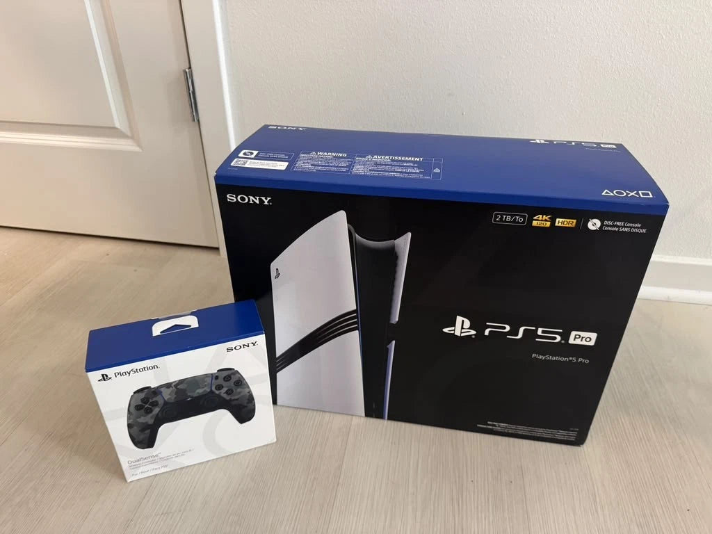 Console Sony PlayStation®5 Pro (2 To SSD - Éditions Digital / Disc-Free) + Manette Sans Fil DualSense™