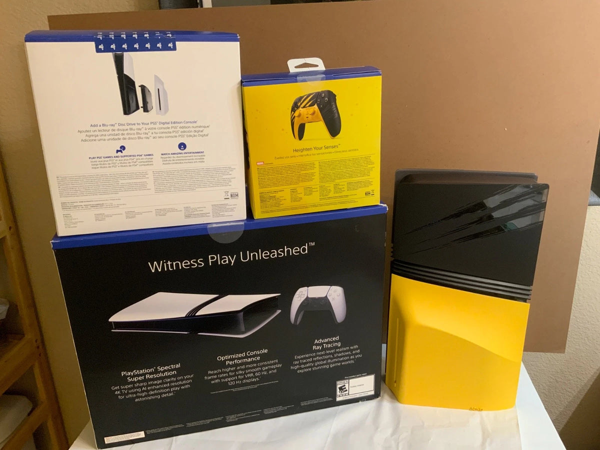 Sony PlayStation 5 Pro 2 To – Édition Spéciale Custom Wolverine (Lecteur de Disque + Manette DualSense Édition Limitée)