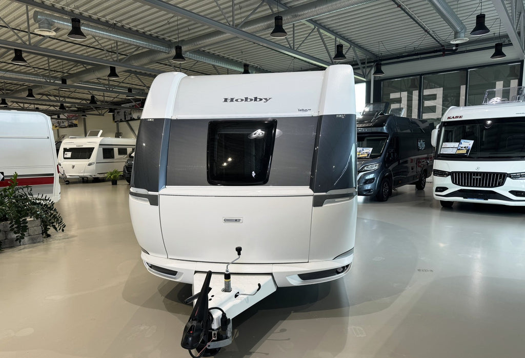 ESPLÉNDIDA CARAVANA HOBBY 515 UHL LUXURY (MODELO 2019)