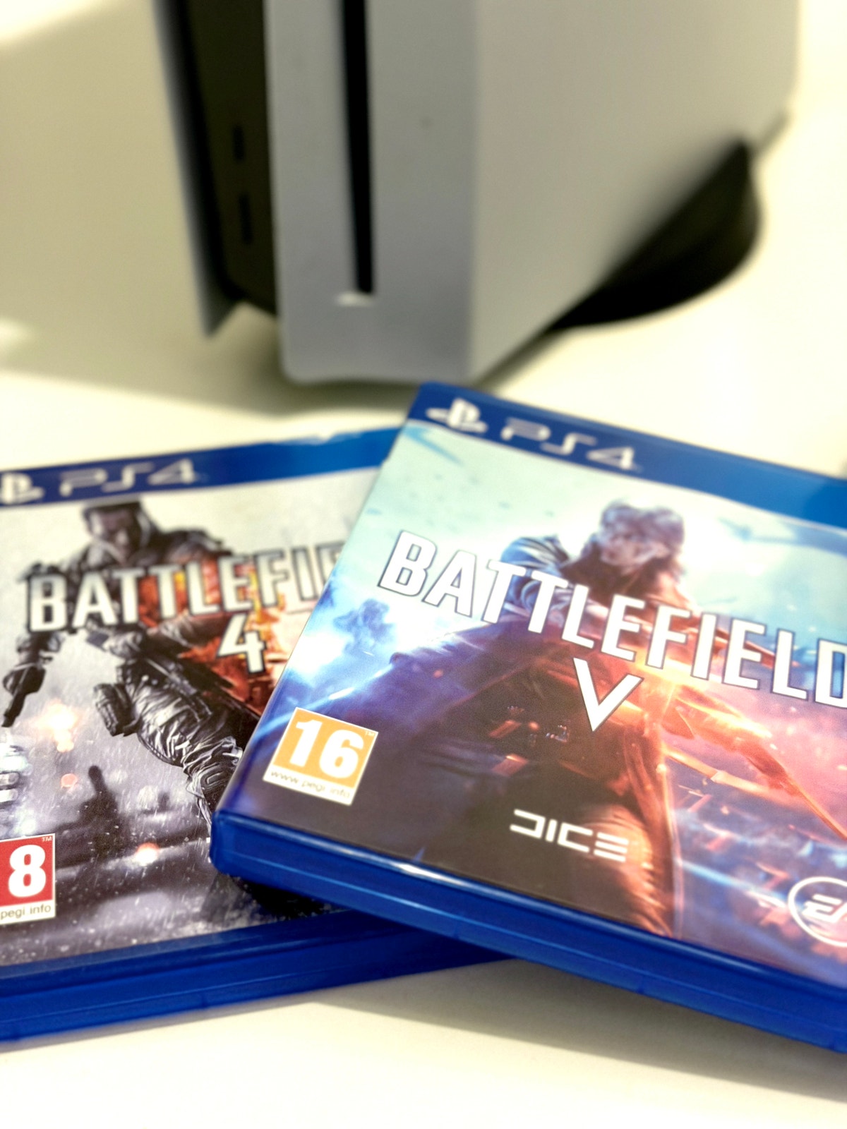 Console Sony PlayStation 5 (Édition Disque) - Pack avec Manettes & Accessoires