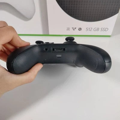 Xbox Series S 512 Go – Pack Prêt à Jouer (2 Manettes Incluses)