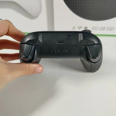 Xbox Series S 512 Go – Pack Prêt à Jouer (2 Manettes Incluses)