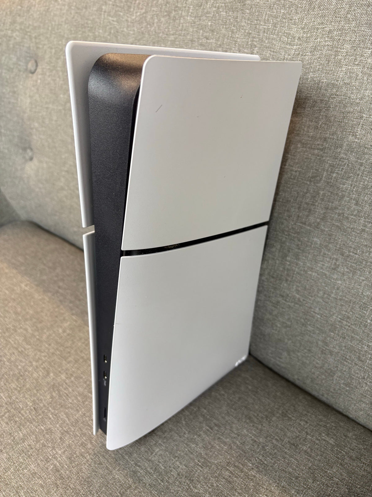 PlayStation 5 Slim Digital Edition - Avec 2 Manettes DualSense - Très Bon État