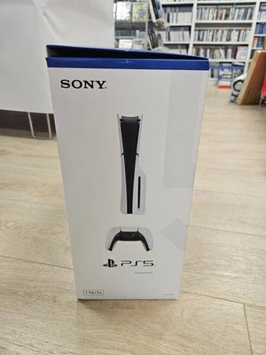 PLAYSTATION 5 SLIM (ÉDITION STANDARD) — 1 TO / Occasion