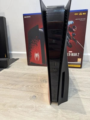 Console PlayStation 5 Édition Limitée Marvel's Spider-Man 2 – Pack Complet en Boîte (+ Jeu Physique & Manette Collector)