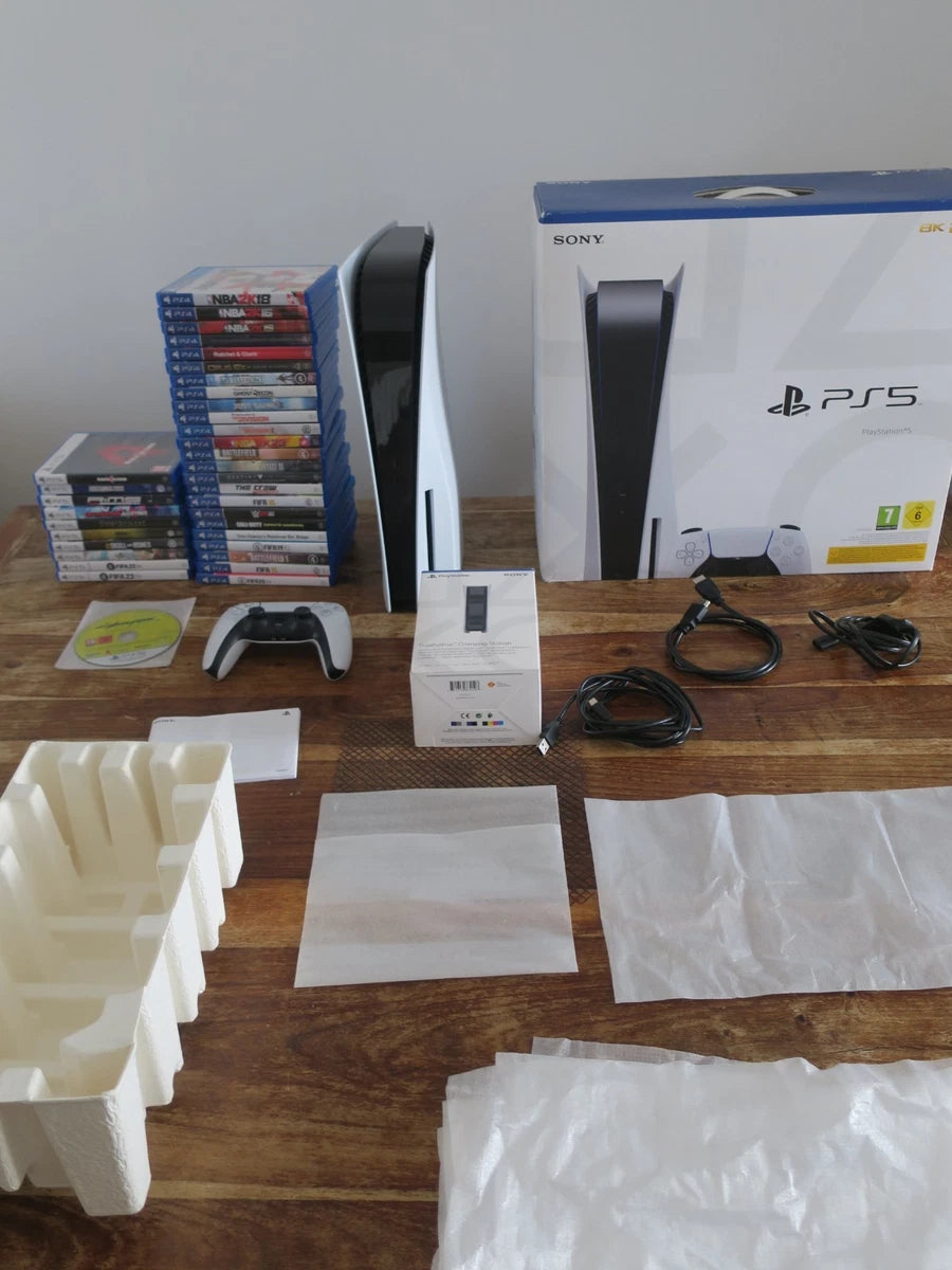 Pack Ultime PlayStation 5 (Standard 825Go) + Station de Charge Officielle SONY + Collection de 35+ Jeux - Excellent État