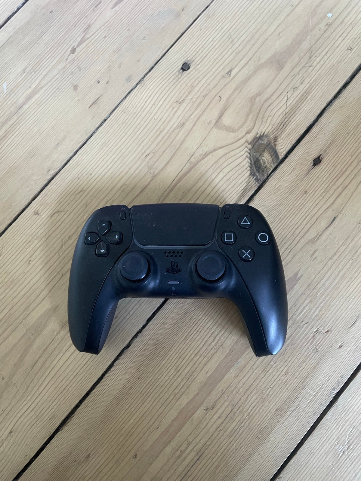 Sony PlayStation 5 Édition Limitée Marvel's Spider-Man 2 + 2 Manettes DualSense — Occasion Reconditionnée