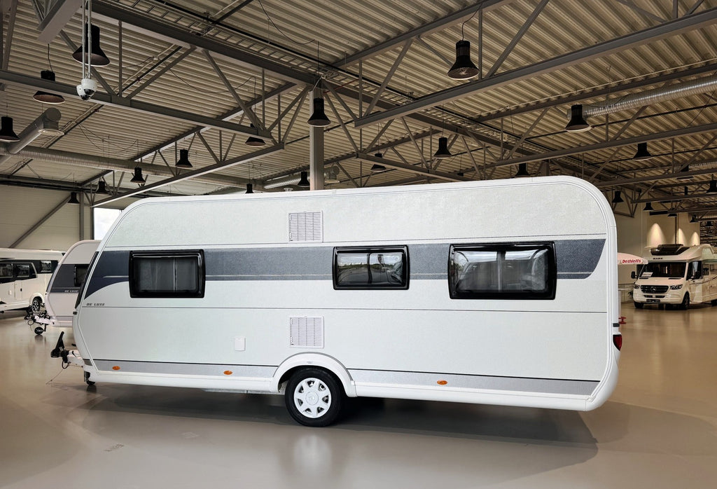 ESPLÉNDIDA CARAVANA HOBBY 515 UHL LUXURY (MODELO 2019)