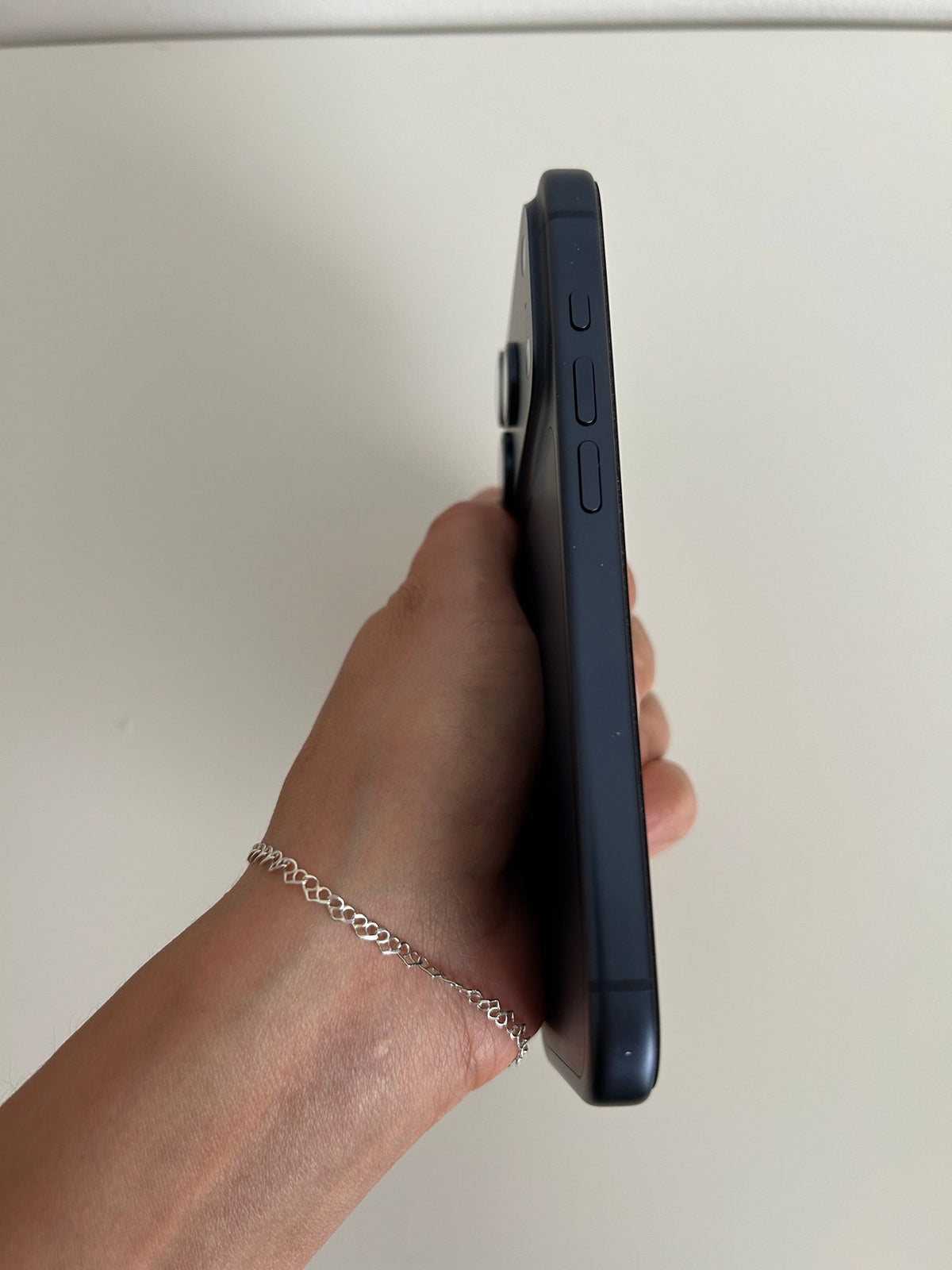 Apple iPhone 17 Pro 256 Go - Bleu - État Excellent (Batterie 100%)