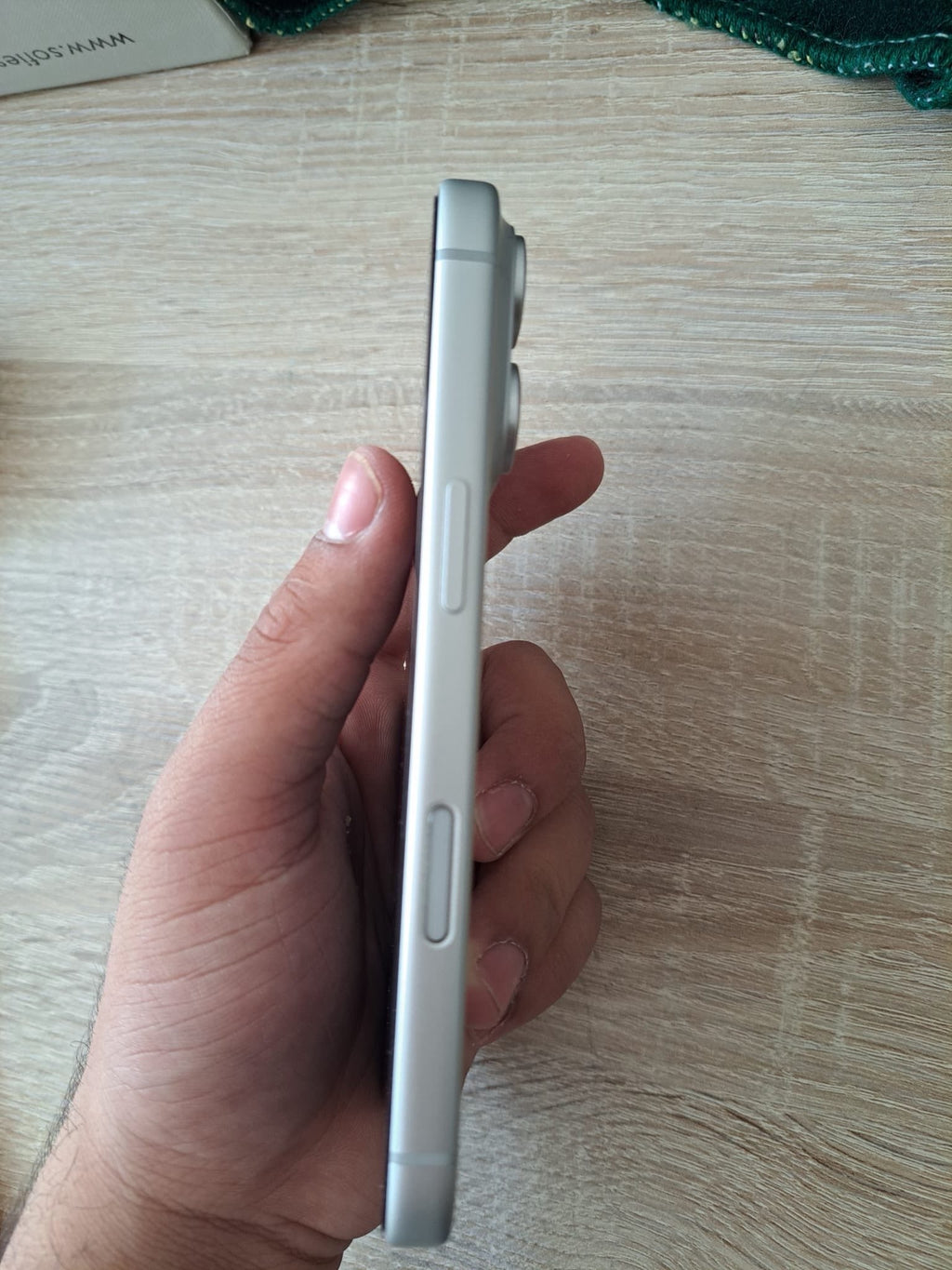 Apple iPhone 17 Pro - 256 Go - État Comme Neuf (Batterie 100%)
