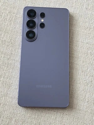 Samsung Galaxy S26 Ultra (256 Go) débarque en Violet Cobalt