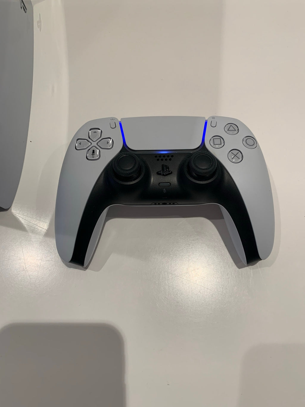 PlayStation 5 Slim Standard Edition (Avec Lecteur) + Manette DualSense – État Excellent