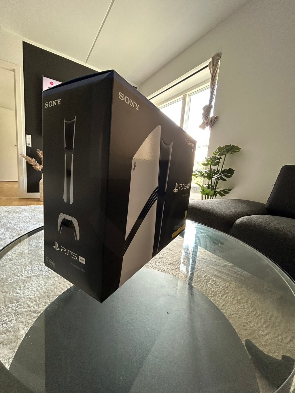 Console Sony PlayStation 5 Pro 2 To – Blanche – Neuve et scellée