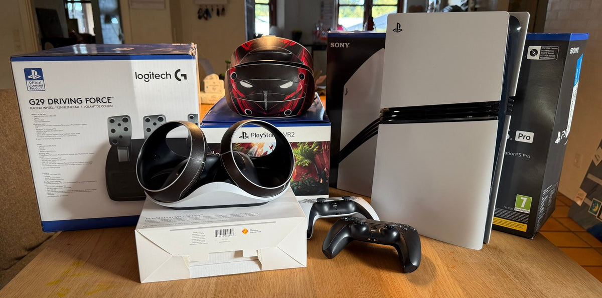 Pack Ultimate Gaming : Console PlayStation 5 Pro + Casque PS VR2 + Volant Logitech G29 + Accessoires Premium
