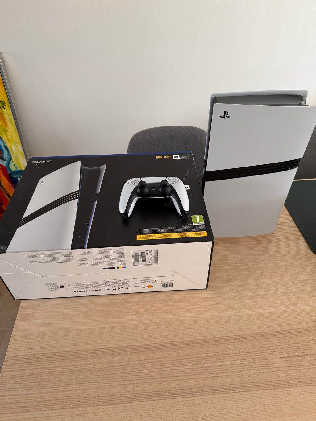 PlayStation 5 Pro 2 To – État Comme Neuf (Boîte d'origine & Manette)