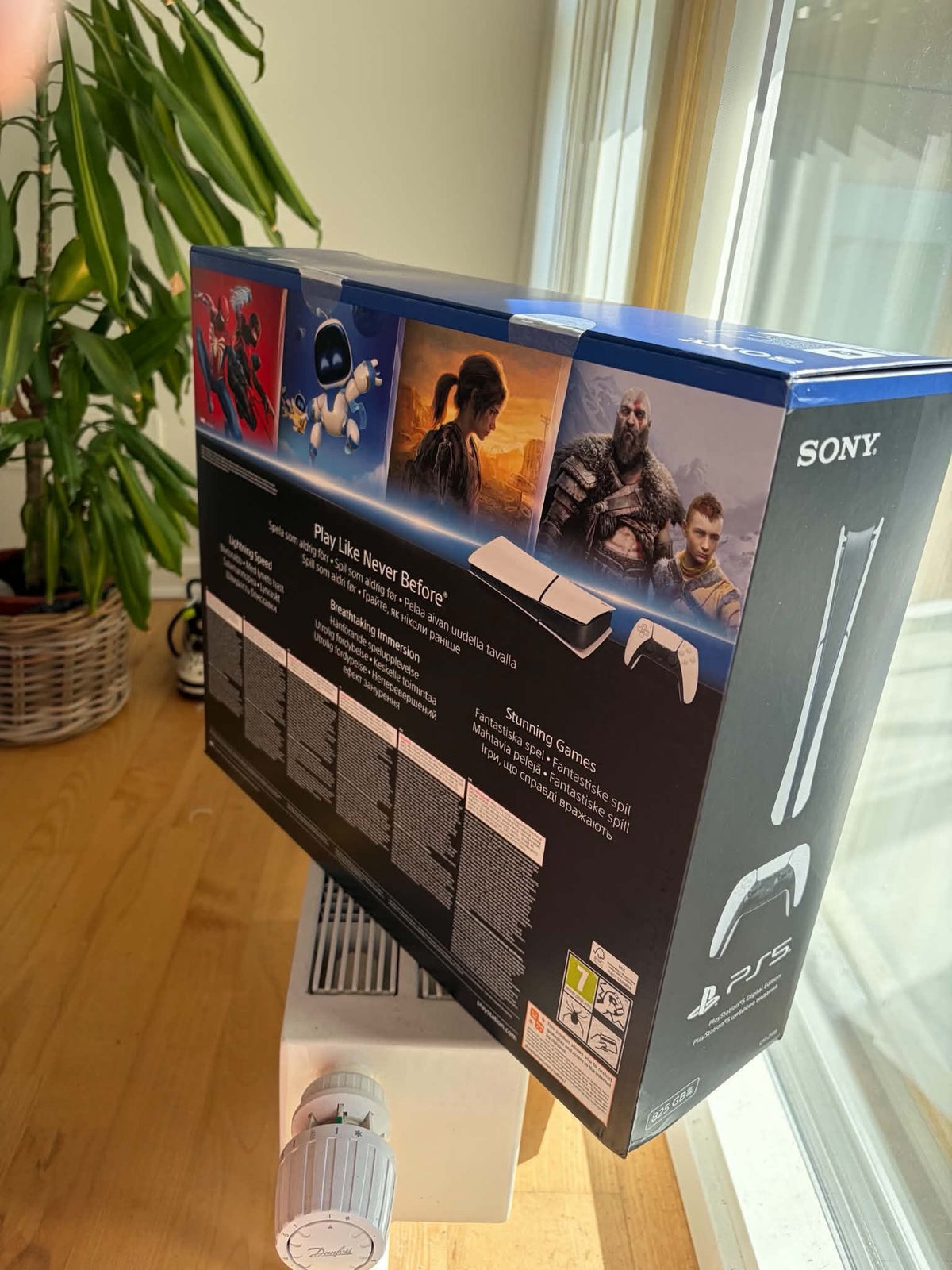 Sony PlayStation 5 (PS5) Digital Edition - 825 Go