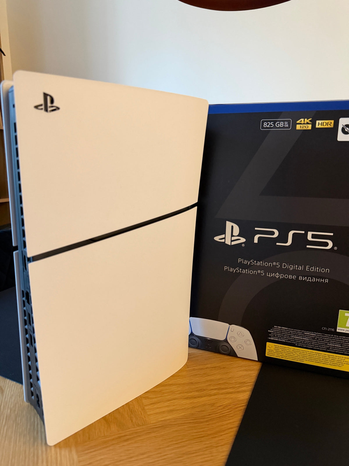 PlayStation 5 Digital Edition (Slim) 825 Go – État Irréprochable